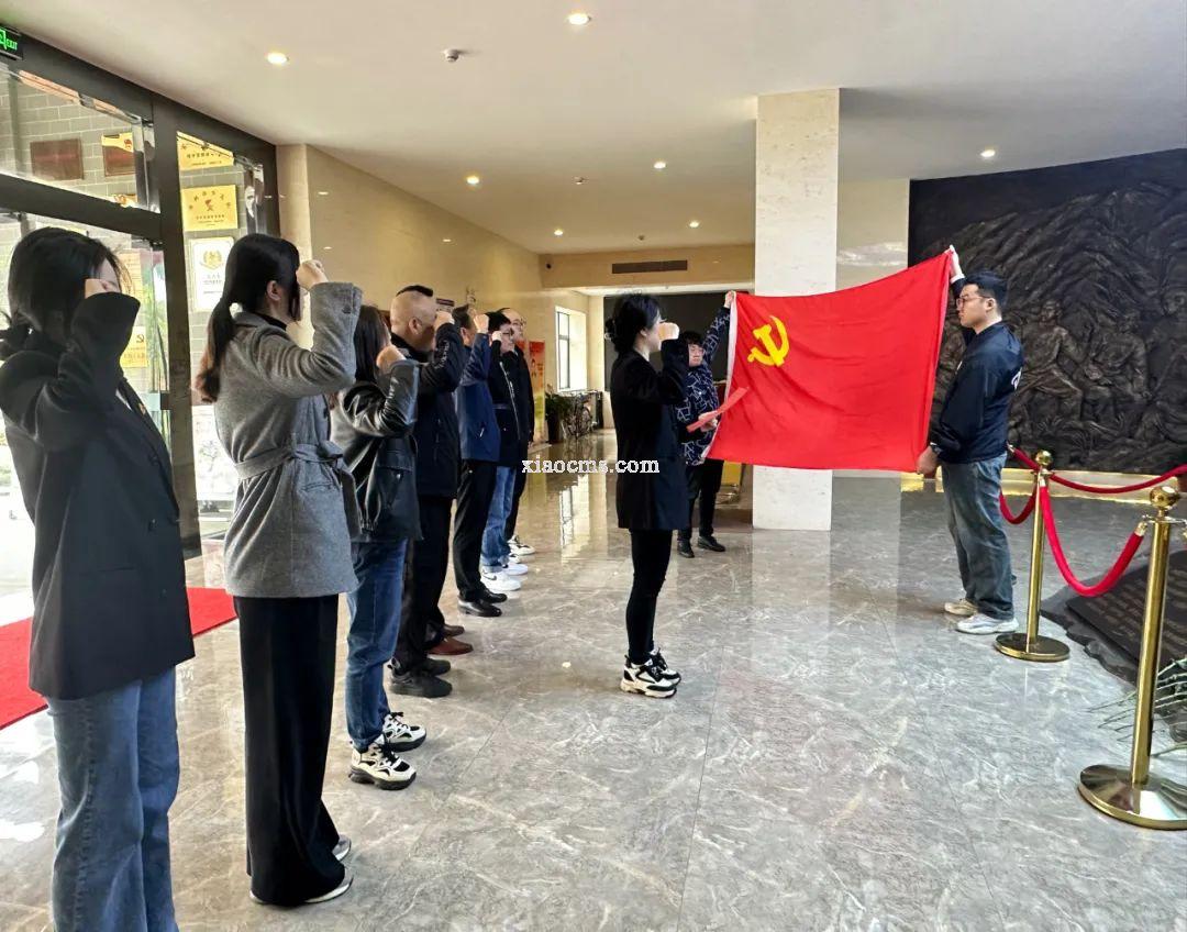 缅怀先烈，传承英魂——寄哀思于永恒丰碑之下